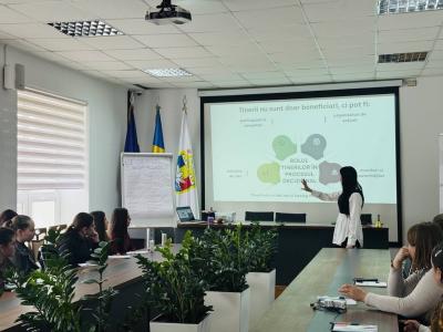 Tinerii din Cahul au participat la sesiuni de instruire privind implicarea în procesul decizional local și național